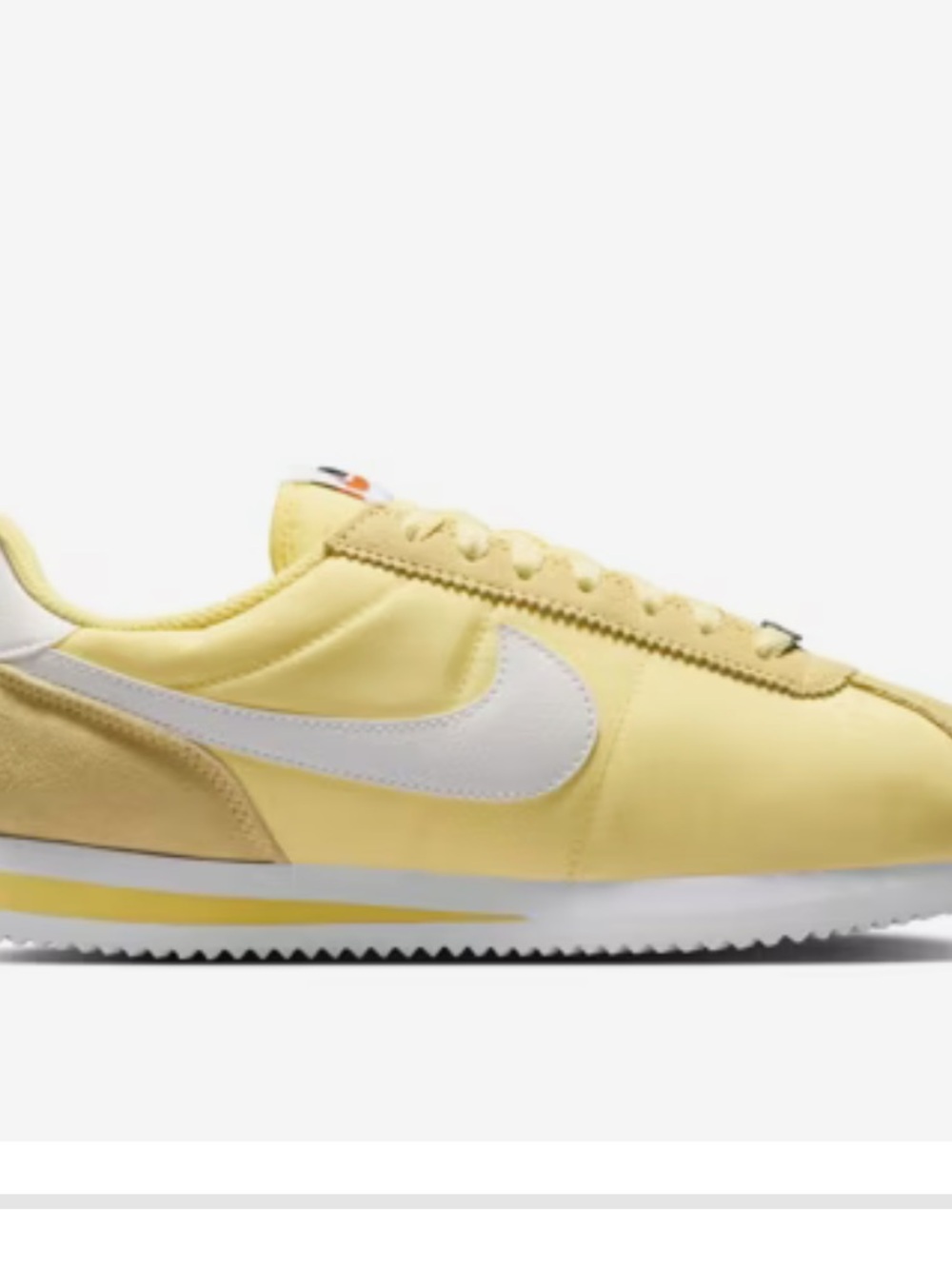 Nike women Cortez sneakersin Pale Yellow and White